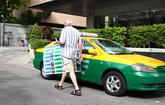 バンコクのタクシー　タイ旅行
