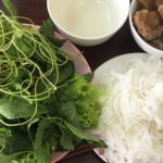 ベトナム料理｜ハノイ名物の麺料理ブンチャーをホーチミンで食べる